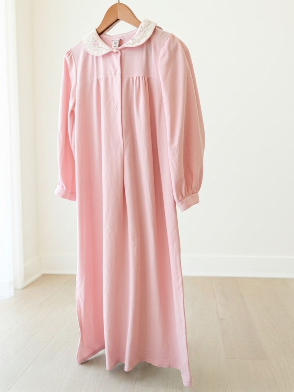 VTG Womens Merville Pink Long-Sleeve Nightgown Peter Pan Floral Collar Size L